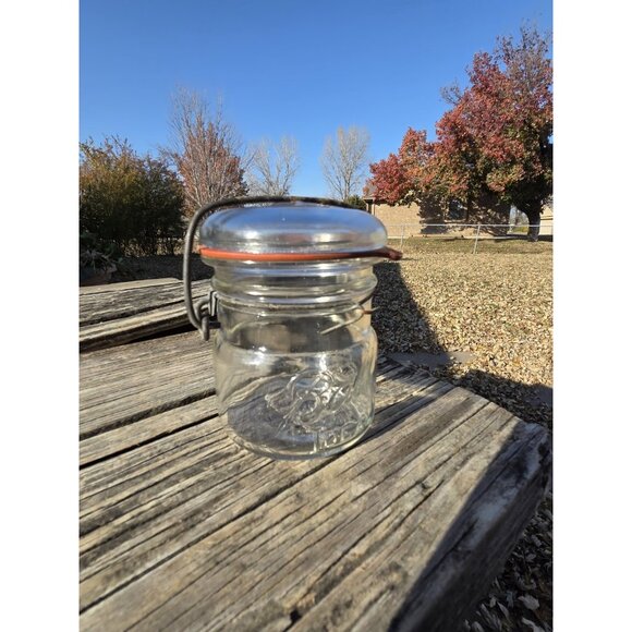 Vintage 1/2 Pint Ball Ideal Clear Glass Canning Jar with Lid and Wire Bail - Picture 3 of 10